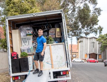 Killara removalists & storage - moving truck carrying furniture